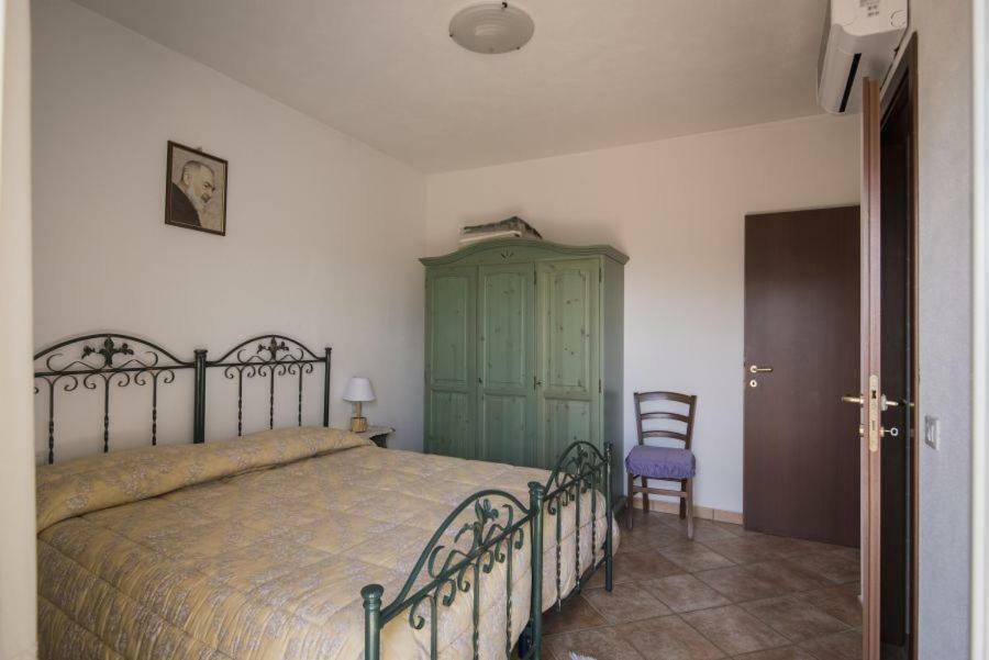 Fumu Ludurru Farm Stay Padru Екстер'єр фото